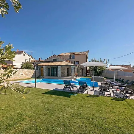 Holiday home M