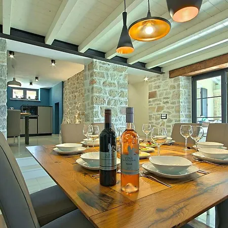 M Holiday home *